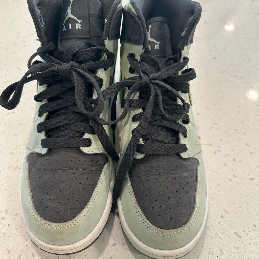 Jordan Athletic Shoes Black and Green
